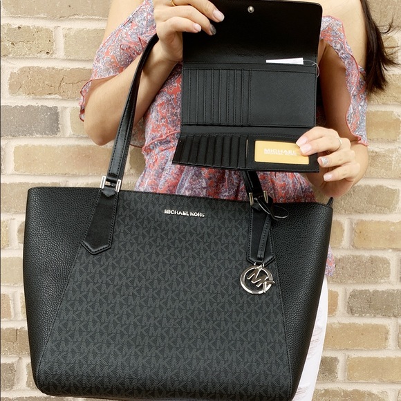 SALe‼️‼️-NWT Michael Kors Tote&Wallet SET - Picture 3 of 4